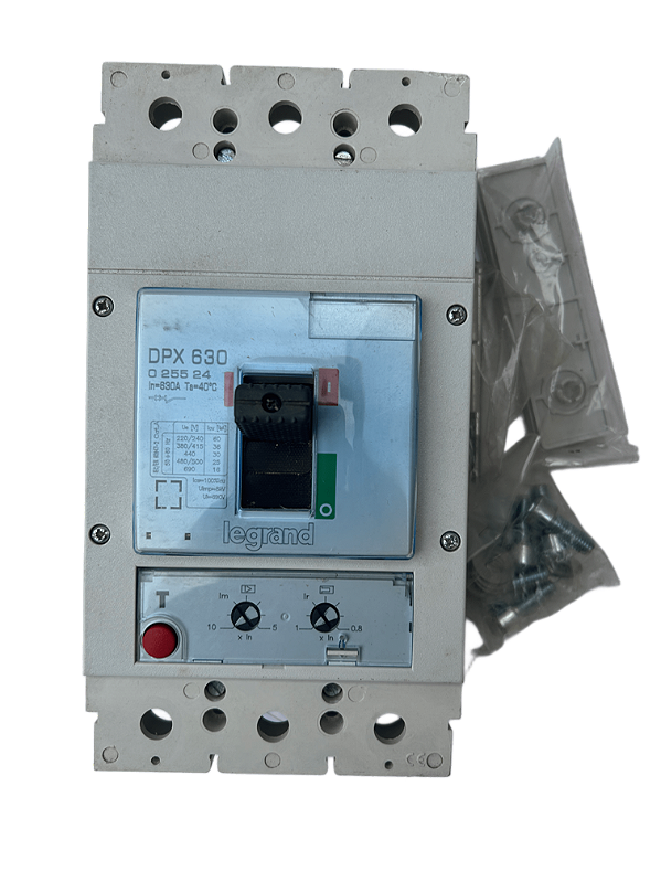 Disjuntor tripolar 630A DPX630 25524 Legrand