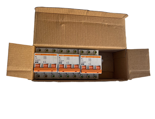 3 pçs Disjuntor tripolar 10A curva C M3-3C10 Metaltex