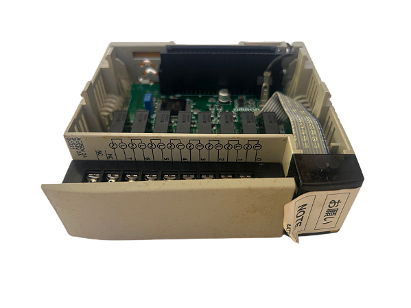 Modulo 8 saidas Relé CQM1-OC221 Omron