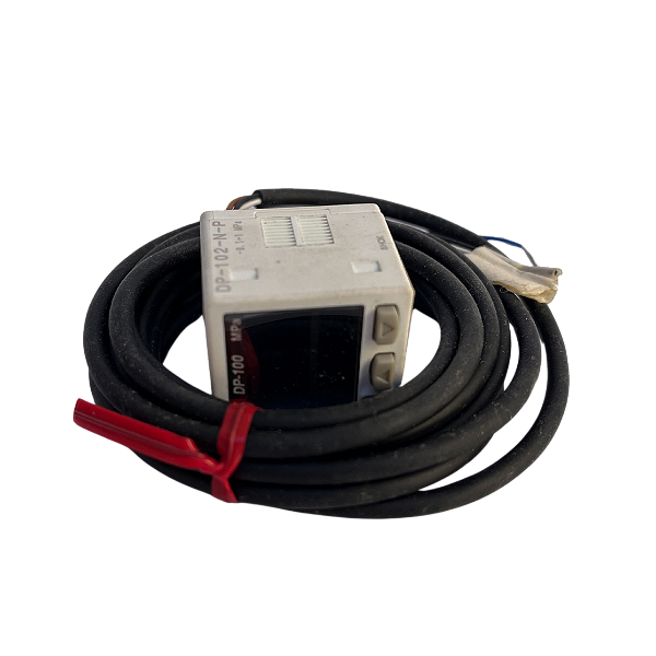 Sensor de pressão 0,1-1MPa 12-24Vdc PNP DP-102-N-P Sunx