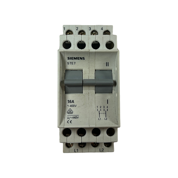 Comutador de grupo 2 posições 16A 400V 5TE7142 Siemens