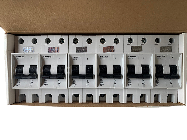 4 pçs Disjuntor bipolar 2A 3kA curva C 5SX12027 Siemens