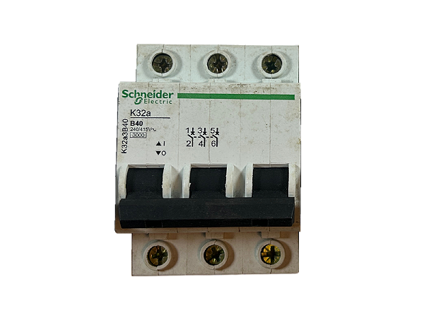 Disjuntor Tripolar 40a 3ka B 240v K32a3b40 Schneider