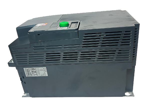 Inversor de frequência trifásico 15kW/20CV 200-240VAC ATV320D15M3C Schneider Electric