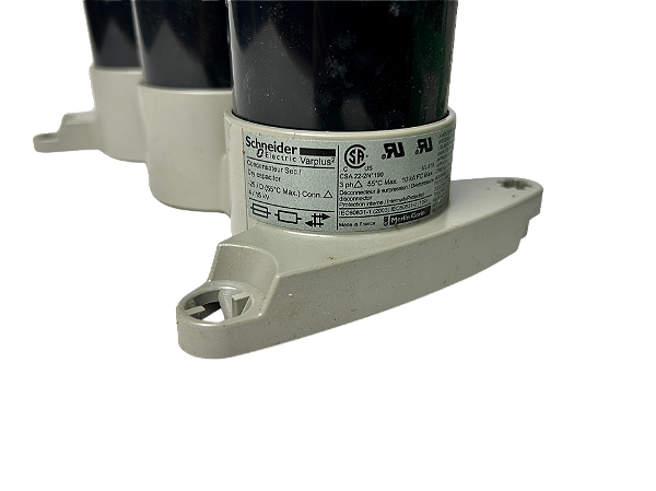 Capacitor trifásico 10KVAR 400V 60Hz Varplus2 51317 Schneider Electric