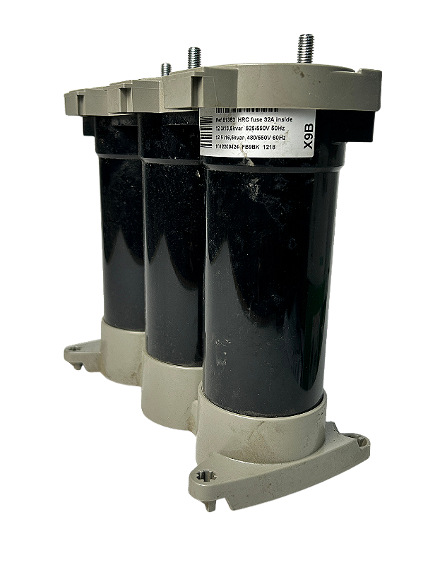 Capacitor trifásico 12,5/16,5KVAR 480/550V Varplus2 51353 Schneider Electric
