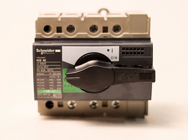 Interruptor tripolar 40A INS40A 28900 Schneider Electric