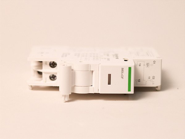 Bobina de minima tensão com contato auxiliar iMX+OF 220-415Vca 110-130Vcc A9A26946 Schneider Electric