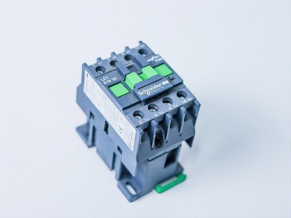 Contator tripolar 18A 24VCA 1NA LC1E1810B7 Schneider Electric