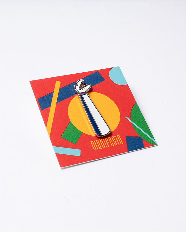 PIN EM METAL ZAMAC, RESINADO E FECHO BORBOLETA - JARAGUÁ