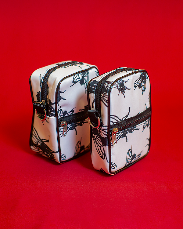 SHOULDER BAG ESTAMPADA COM BOLSO FRONTAL - FLY