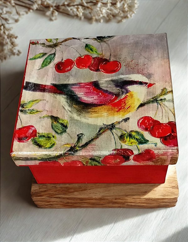 Caixa de Decoupage - Pássaro por Débora Artes