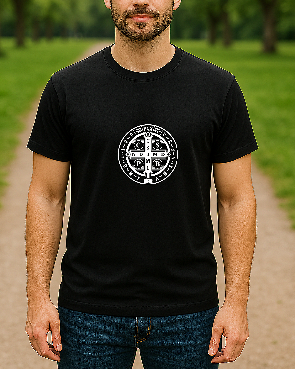 Camiseta Unissex Medalha de São Bento Preta