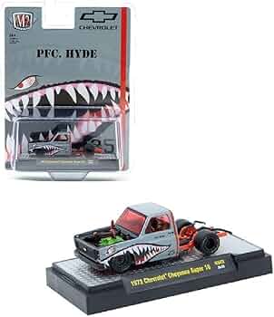 M2 Machines - 1973 Chevrolet Cheyenne Super 10 - PFC Hyde