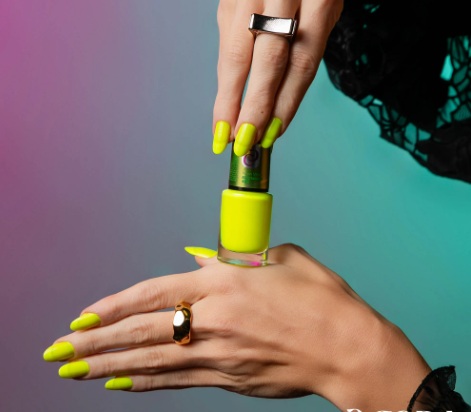 ESMALTE CORA TRADICIONAL NEON VIBES ELETRIZANTE 10ml 462