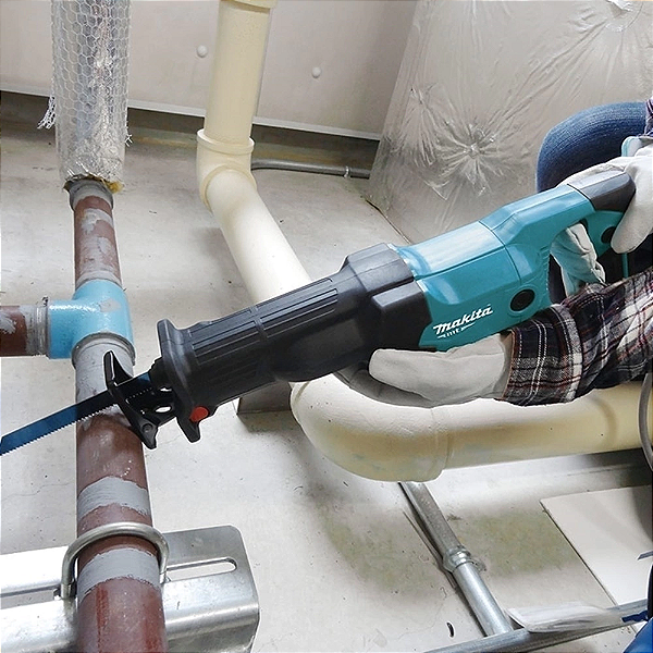 SERRA SABRE 28MM M4501KB-220V 1010W C/ MALETA MAKITA