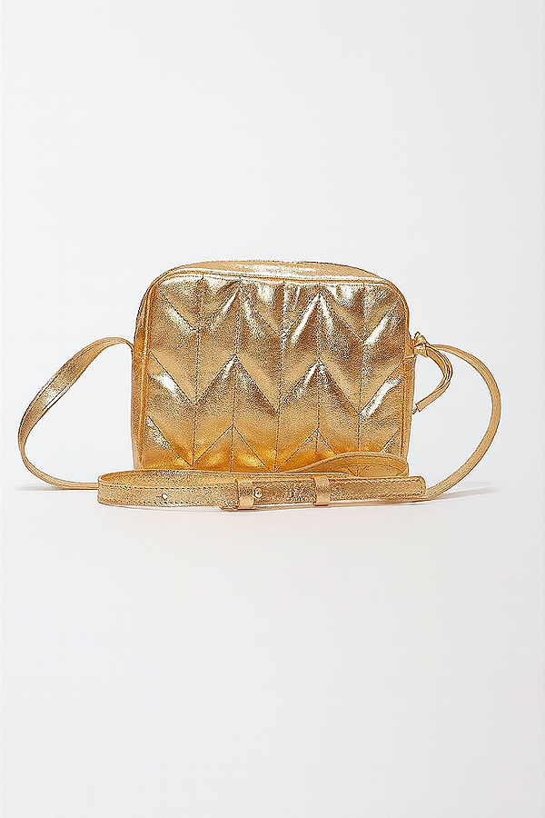 BOLSA CROSSBODY METALIZADA EM COURO LEGÍTIMO | MAJU