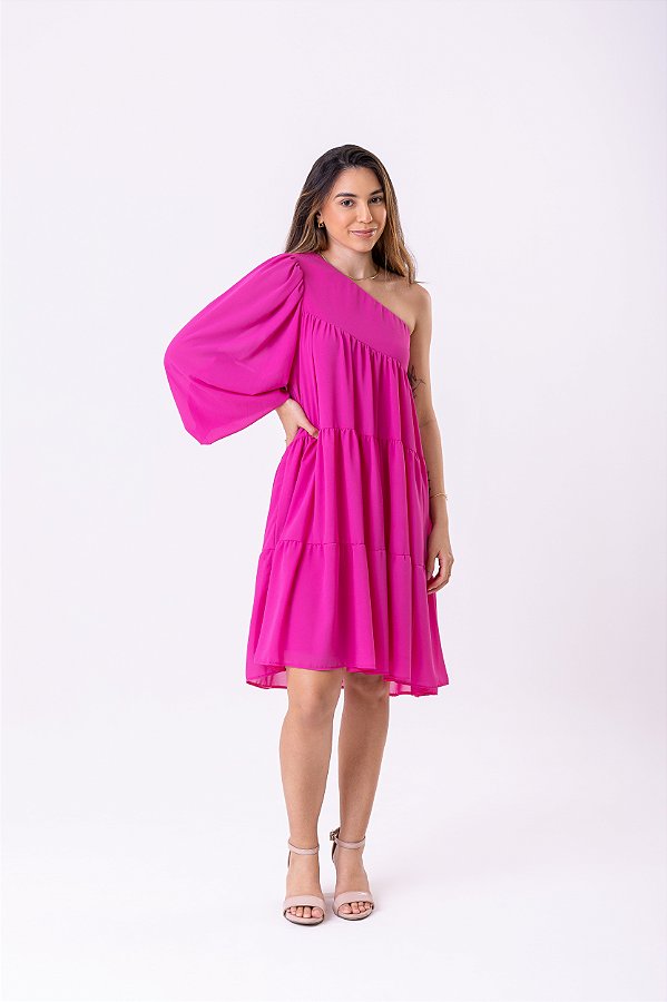 Vestido de um ombro só em musseline.