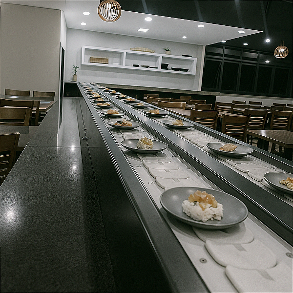 Esteira transportadora de sushi para restaurantes – Estrutura aço carbono – 4 metros