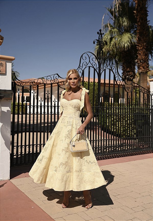 Vestido Midi Amarelo Flor Glow