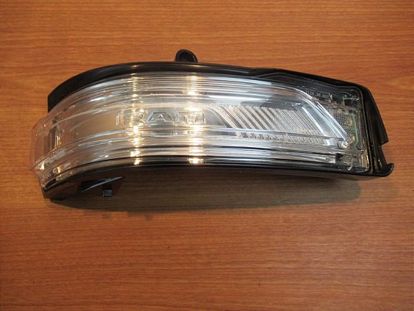 Pisca Do Retrovisor Ram 1500 Rebel 2020 A 2024 Mopar Passageiro