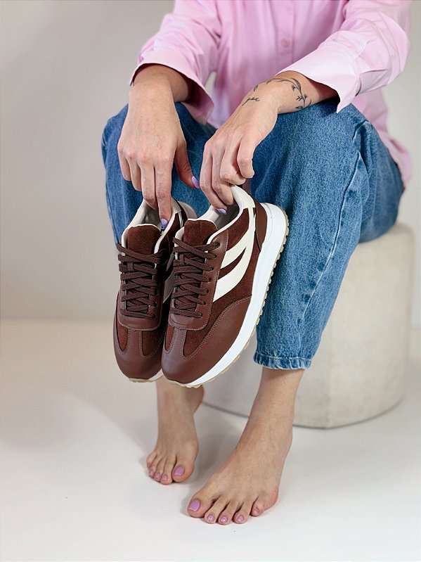 Tênis Feminino Brooklyn – Marrom e Off White