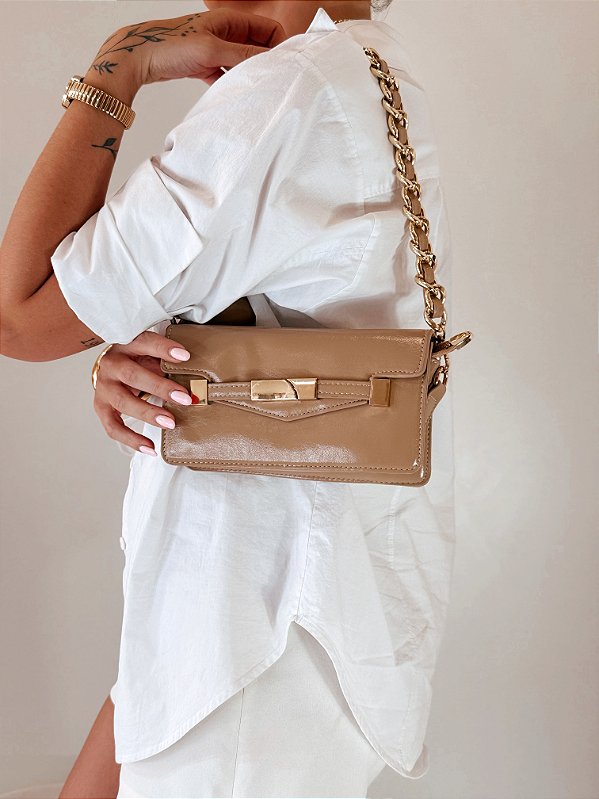 Bolsa Feminina Luna – Amêndoa com Corrente Dourada