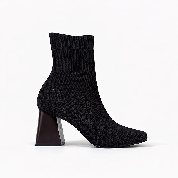 Bota Meia Feminina Duda – Café Knit com Salto 7cm