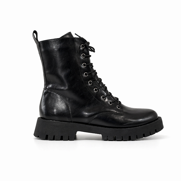 Bota Feminina Manu – Preta Coturno Tratorado