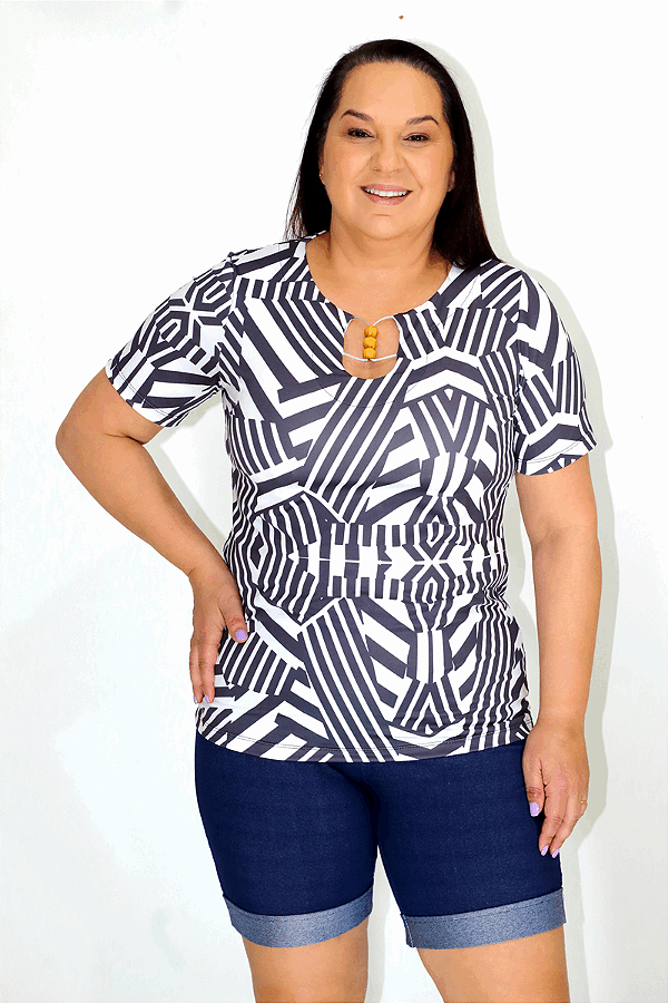 Camisa em Suede Confort com Detalhe no Decote