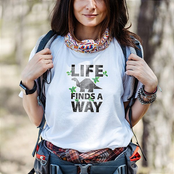 Camiseta Life Finds Way