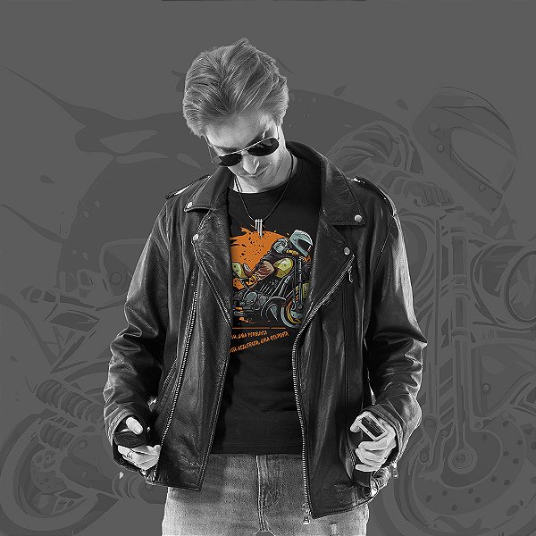 Camiseta A Cada Curva uma Pergunta