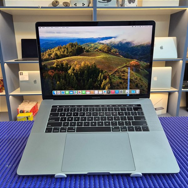 Macbook Pro 15" 2018 (A1990)