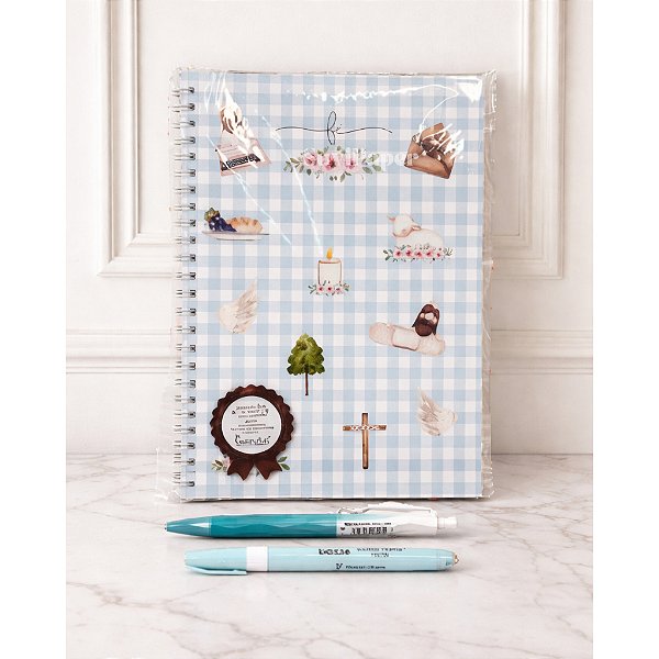 Kit Devocional Caderno A5 40 folhas, 1 Caneta Gel Signature Tris 0.5mm e 1 Marca Texto Pastel Presente