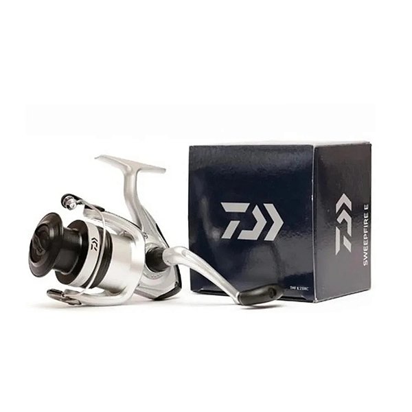 Molinete Sweepfire EC 3000C - 1 Rol. - Vel. 5.3:1 - Drag 4kg - Daiwa