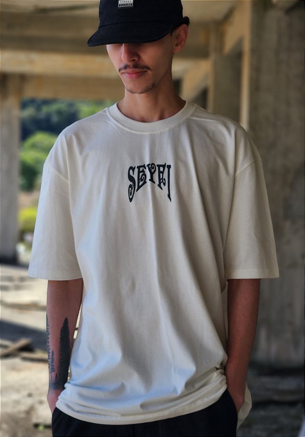 Camiseta Oversized Estampa Octopus - Off White