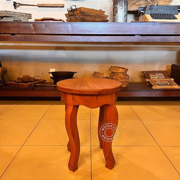 Banco / Mesa de apoio Clara