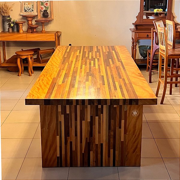 Mesa Tiradentes