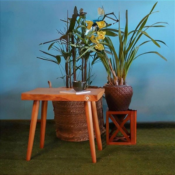 Mesa de Apoio Janira