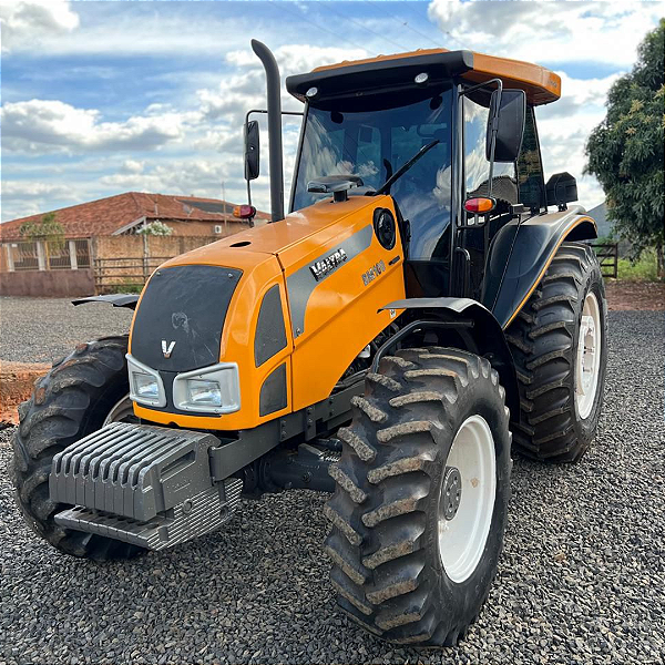 TRATOR VALTRA BM 100 - ANO 2018