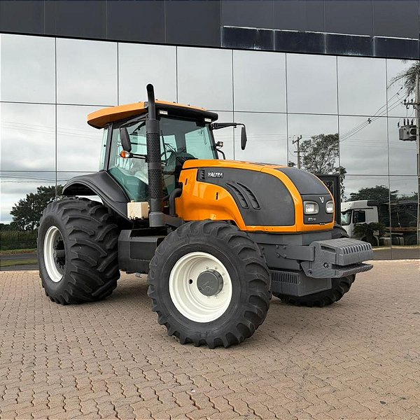 TRATOR VALTRA BT 210 - Ano 2013