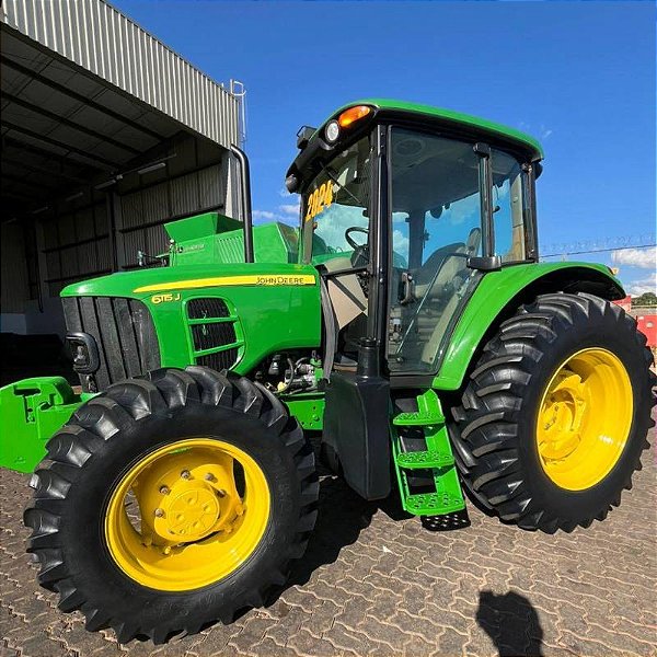 TRATOR JOHN DEERE 6115J - Ano 2024