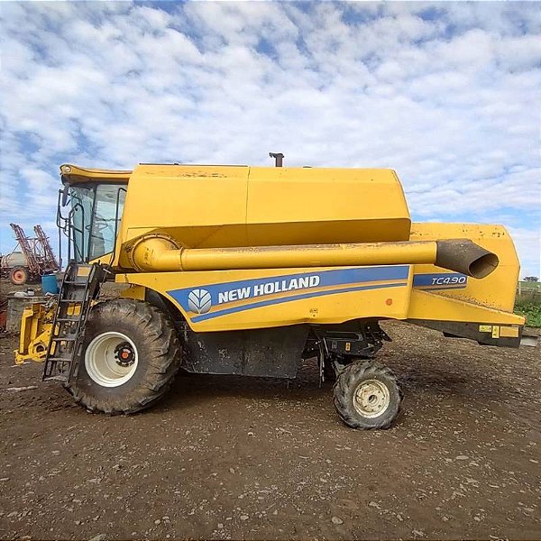 COLHEITADEIRA NEW HOLLAND TC4.90 - Ano 2021