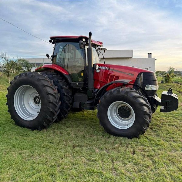 TRATOR CASE PUMA 200 - Ano 2023