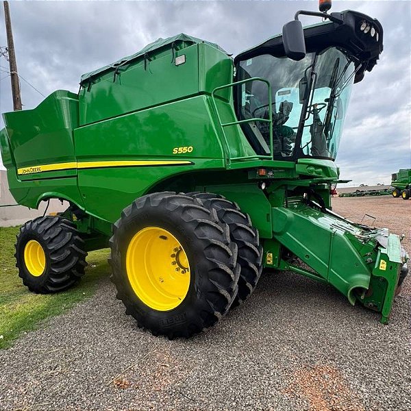 COLHEITADEIRA JOHN DEERE S550 - Ano 2018