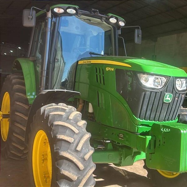 TRATOR JOHN DEERE 6170M - Ano 2022