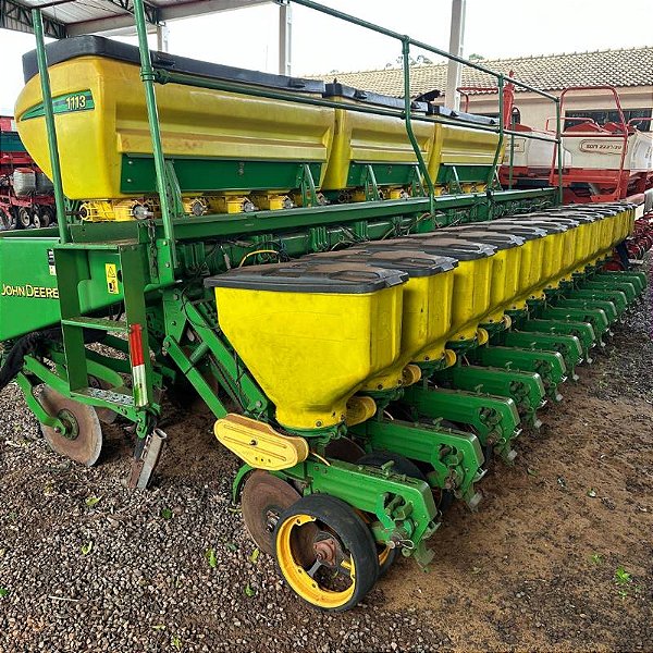 PLANTADEIRA JOHN DEERE 1113 - Ano 2015