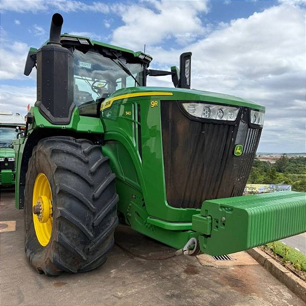 TRATOR JOHN DEERE 9540R - Ano 2024