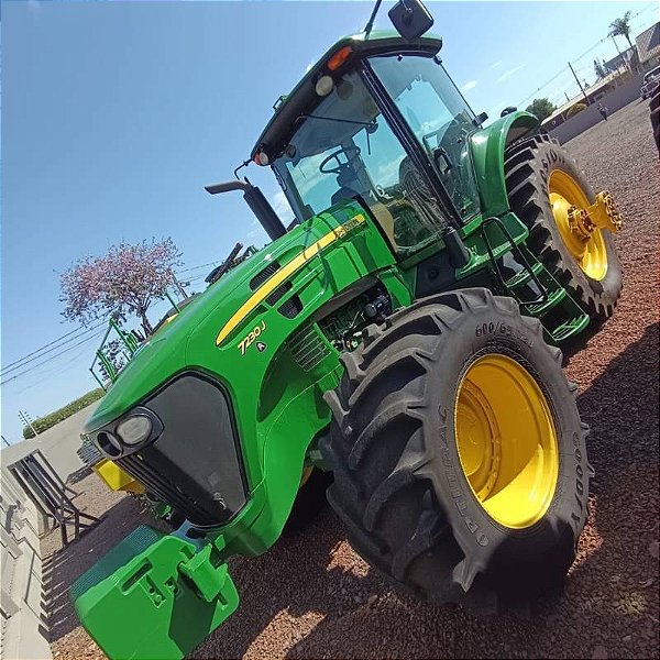TRATOR JOHN DEERE 7230J - Ano 2021