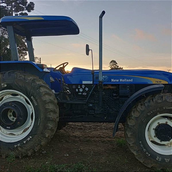 TRATOR NEW HOLLAND 7630 - Ano 2017